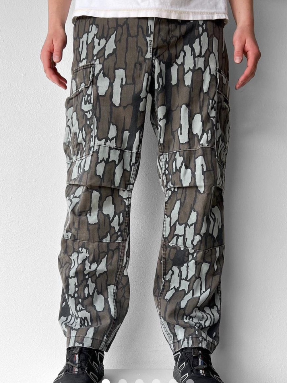 Vintage 80’s Carhartt TreBark Camouflage Hunting Pants Men’s Sz 35 to 39x32